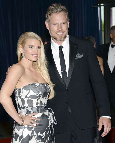 jessica simpson husband